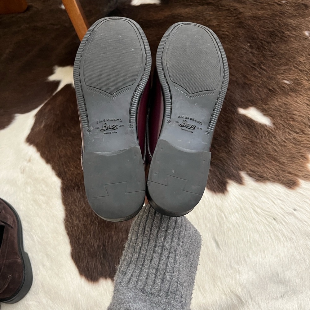 G.H. Bass & Co. Burgundy Leather Penny Mules - Picture 5 of 5